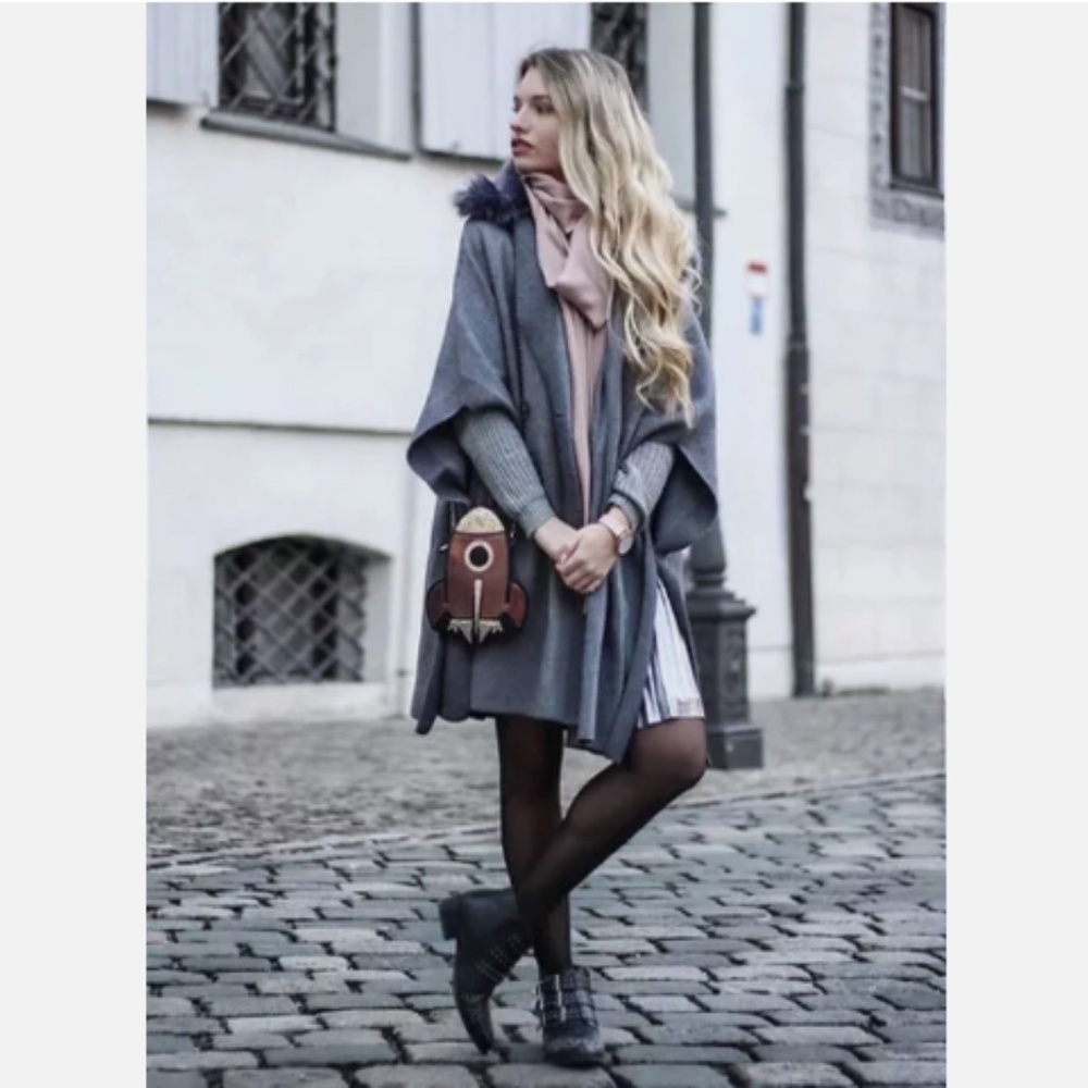 Zara Coat Jacket Fur Collar Knit Cape Poncho Faux Coat Jacket S